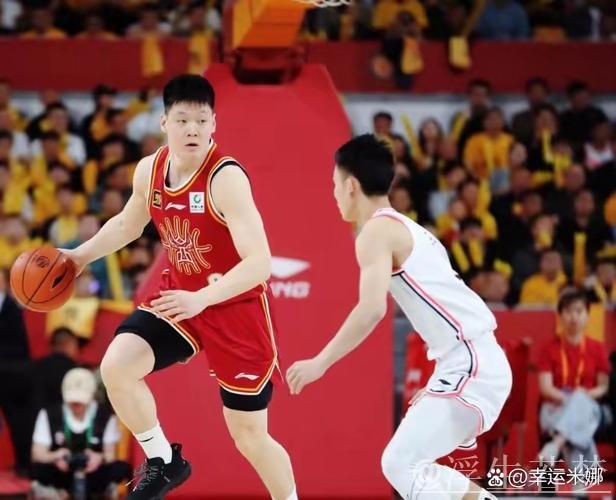 广东两将缺席首战,山西筹划交易,广厦喜获强援,新疆签约新外援 广东两将缺席首战,山西筹划交易,广厦喜获强援,新疆签约新外援