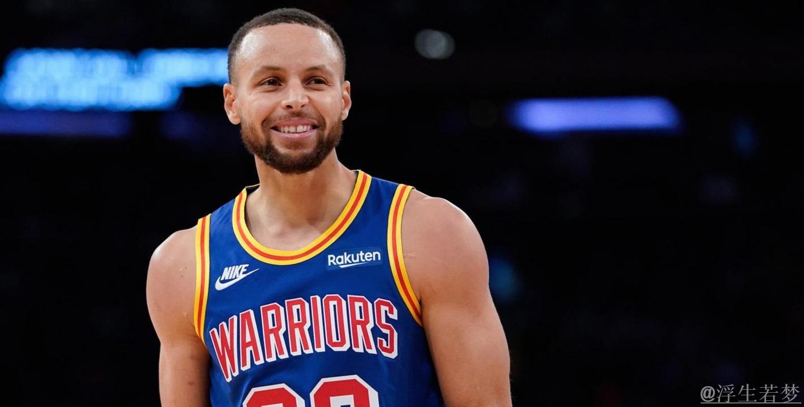 库里评价戈贝尔:他善于接短传并完成篮下得分 库里评价戈贝尔:他善于接短传并完成篮下得分